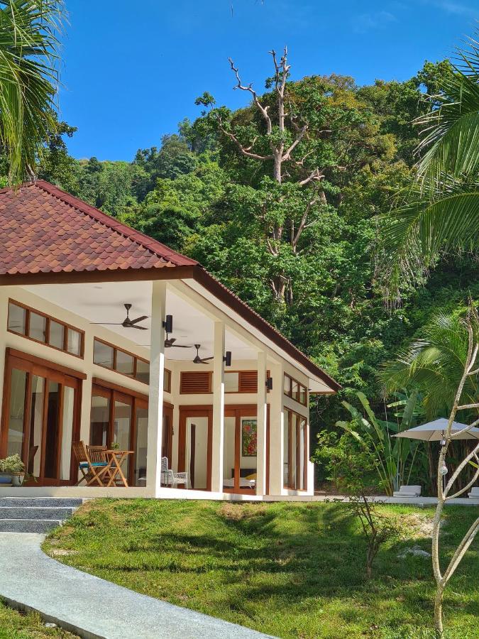 Villa Meranti - Spacious Private Pool Villa Pantai Cenang  Ngoại thất bức ảnh