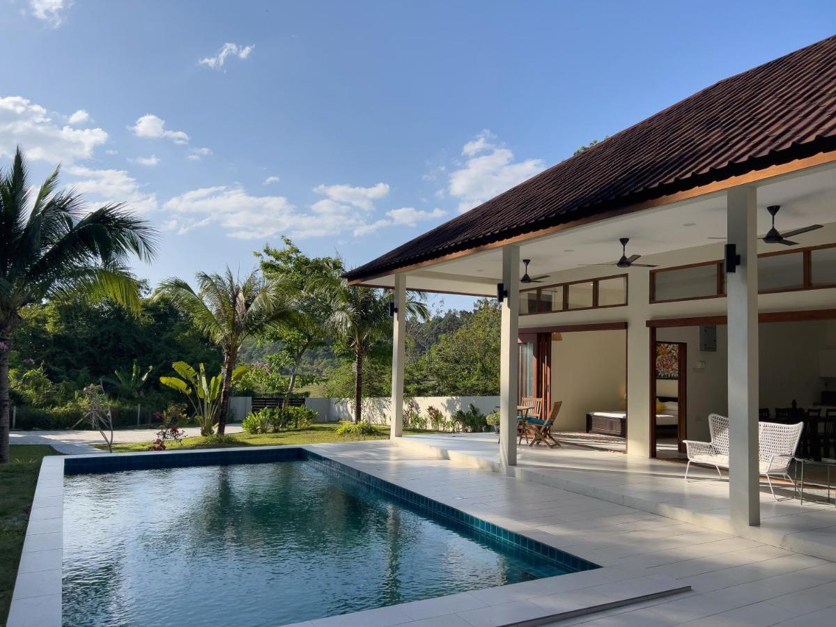 Villa Meranti - Spacious Private Pool Villa Pantai Cenang  Ngoại thất bức ảnh
