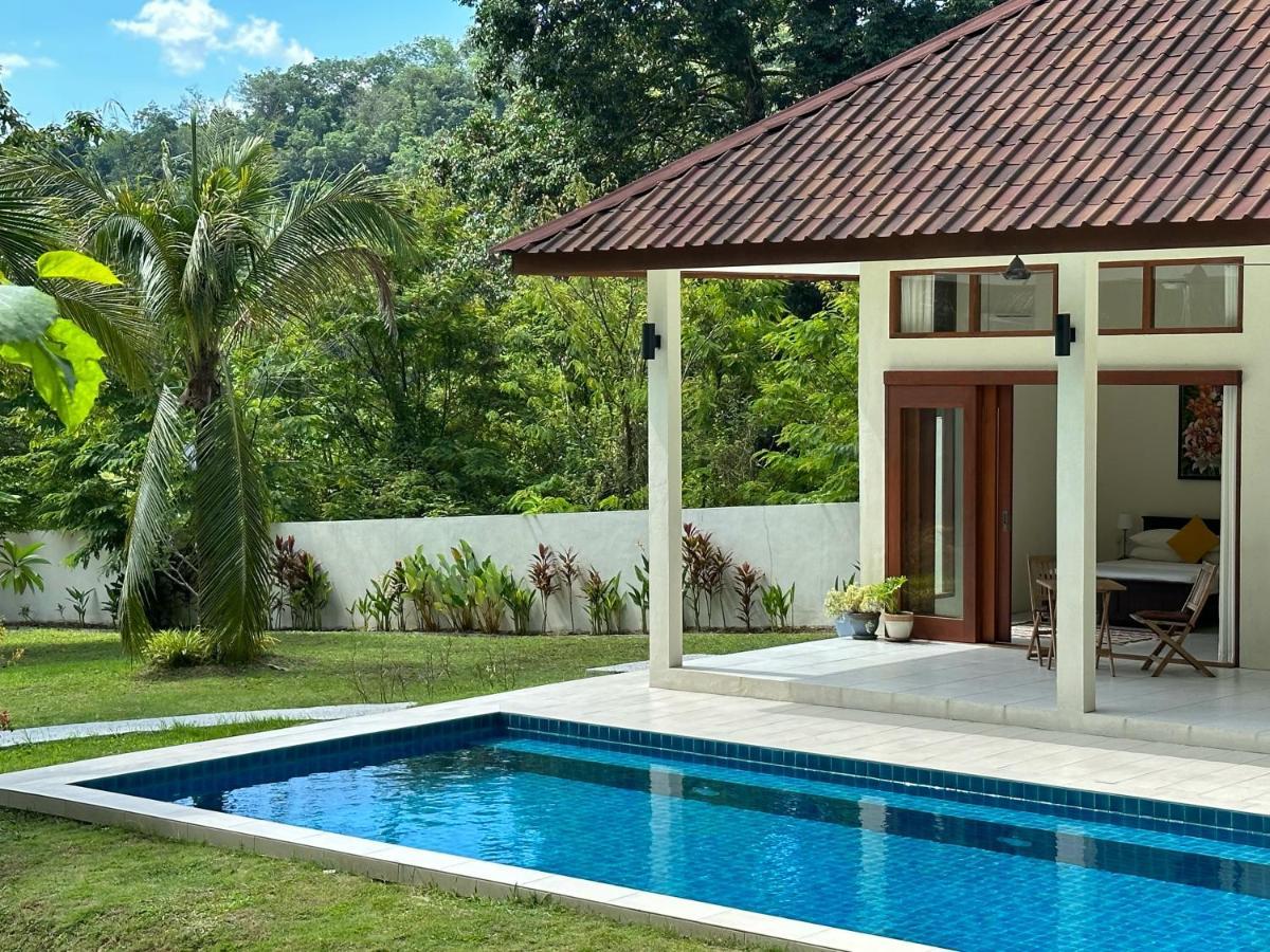 Villa Meranti - Spacious Private Pool Villa Pantai Cenang  Ngoại thất bức ảnh
